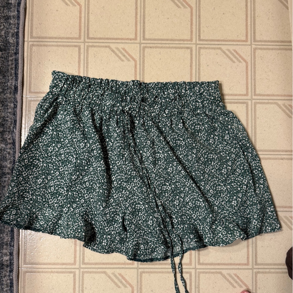 Green Floral shorts
